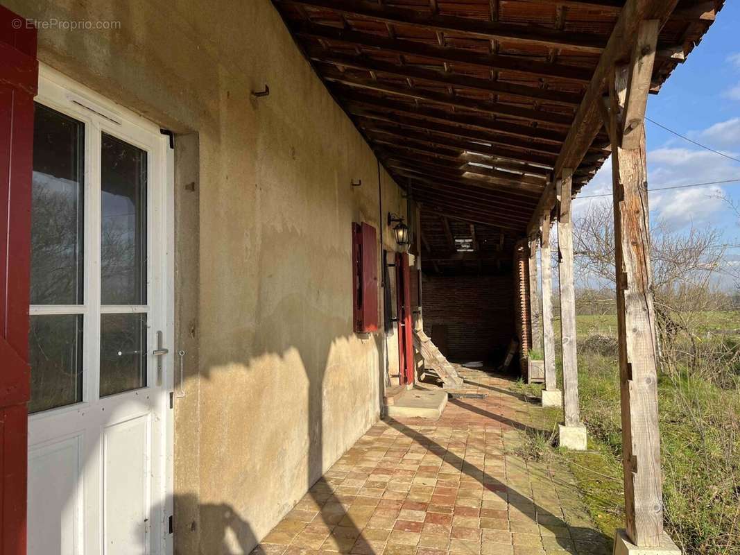 Maison à SAVIGNY-SUR-SEILLE