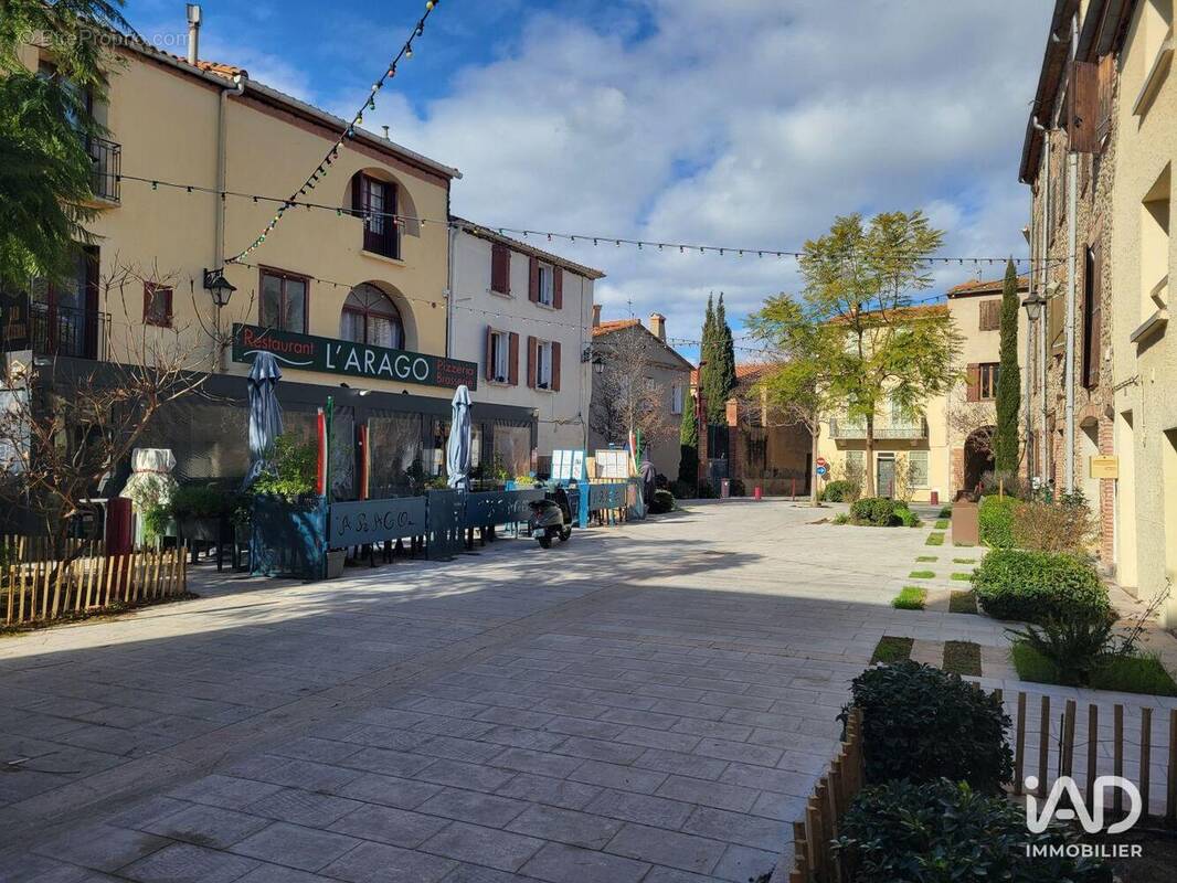 Photo 1 - Commerce à SAINT-ANDRE