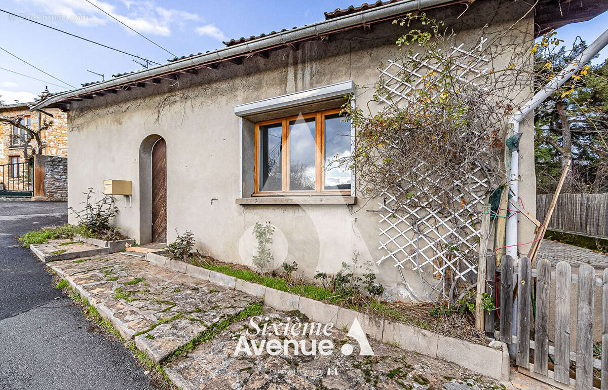 Maison à MORANCE