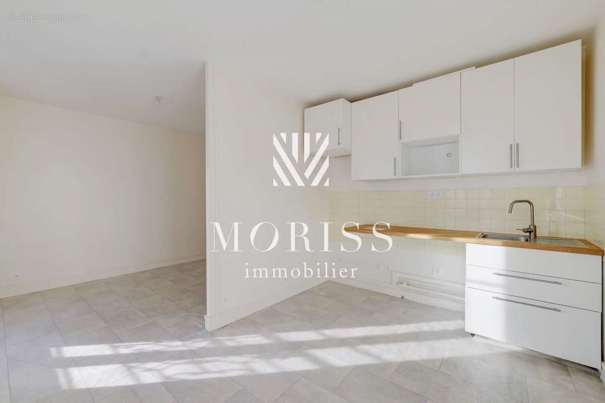 Appartement à PARIS-12E