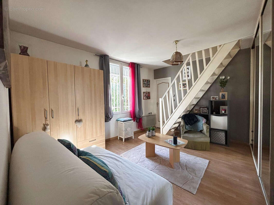 Maison à CHAMPIGNY-SUR-MARNE