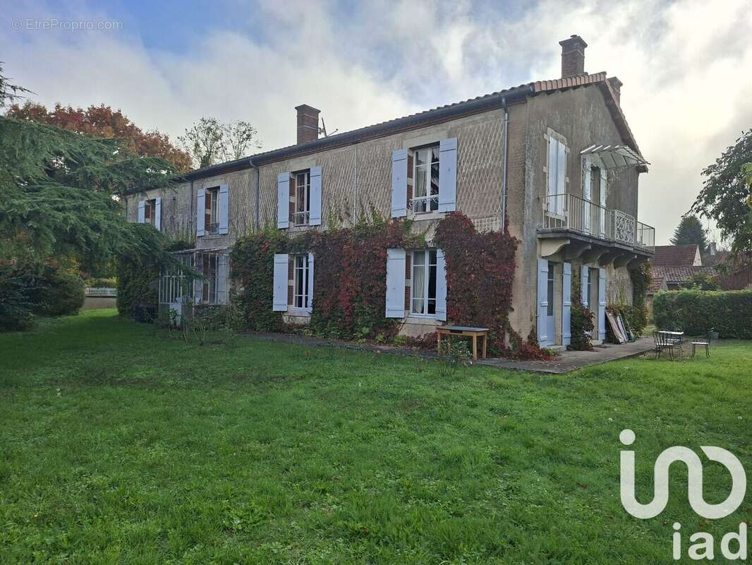 Maison 306 m² à Bragny-Sur-Saone  - photo 2