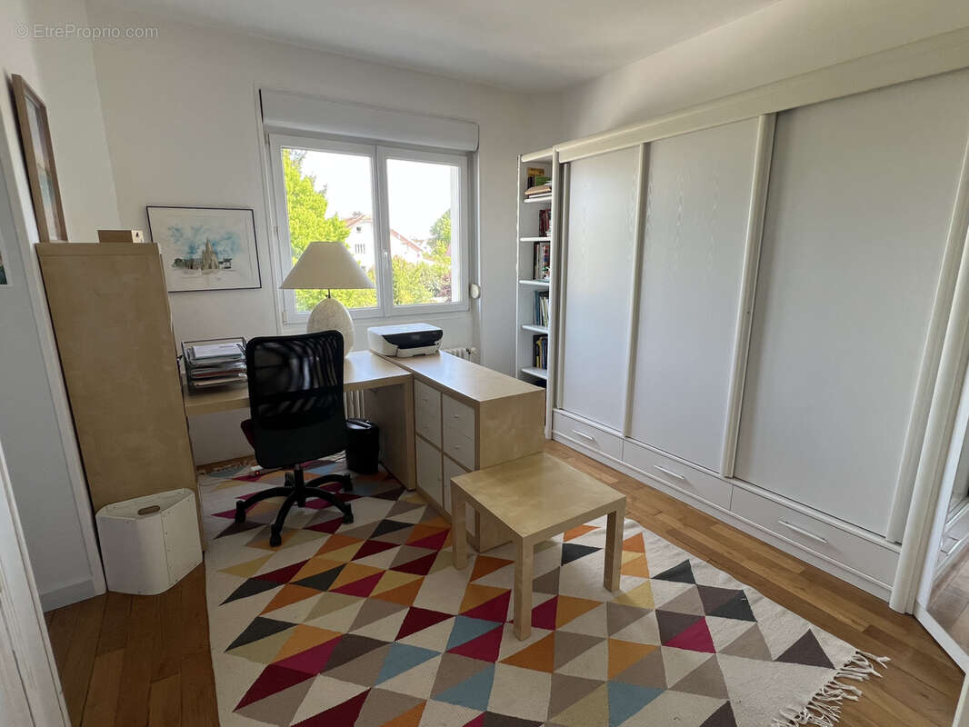 Maison à GUEUGNON