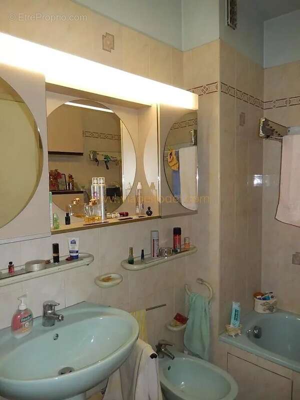 Appartement à MENTON
