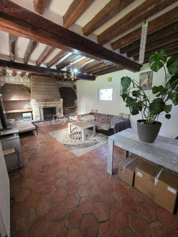 Maison à COURTOMER