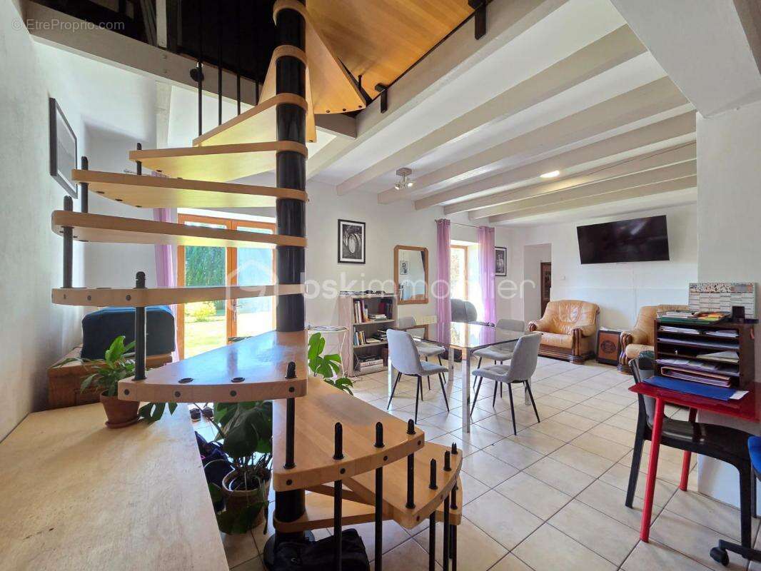 Maison à BROIN