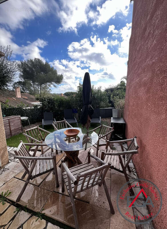 Terrasse - Appartement à LA CROIX-VALMER