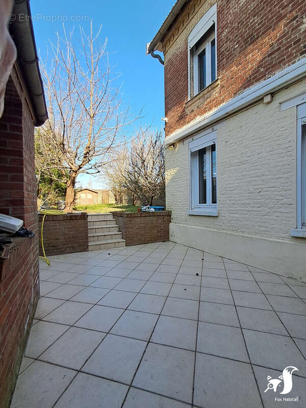 Maison à NEUVILLE-SAINT-REMY