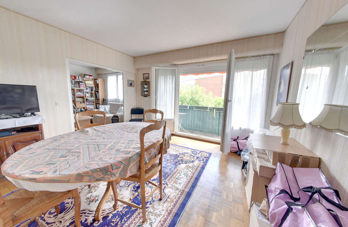 Appartement à LE PERREUX-SUR-MARNE