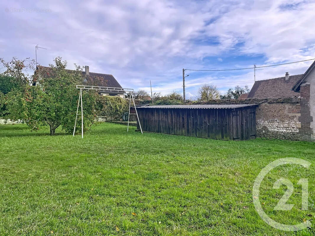 Maison à ERAGNY-SUR-EPTE