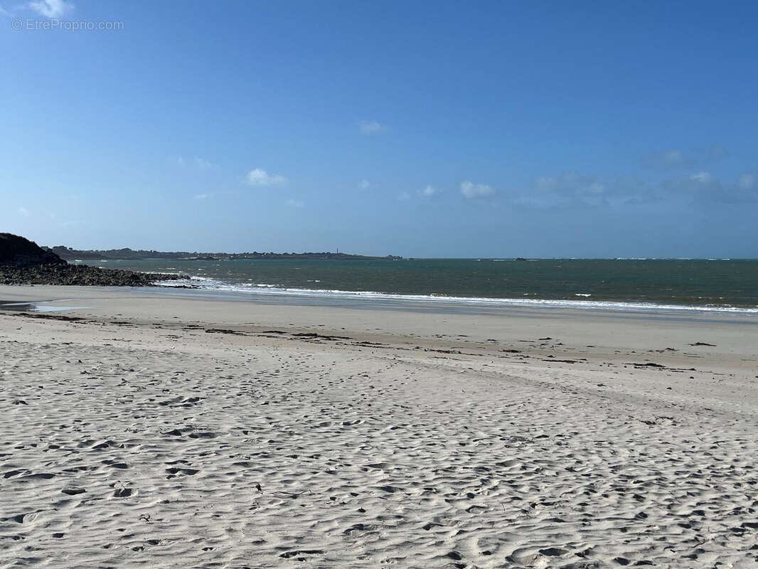 Maison à PLOUGUERNEAU