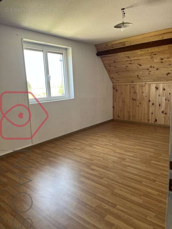 Maison à BANTANGES