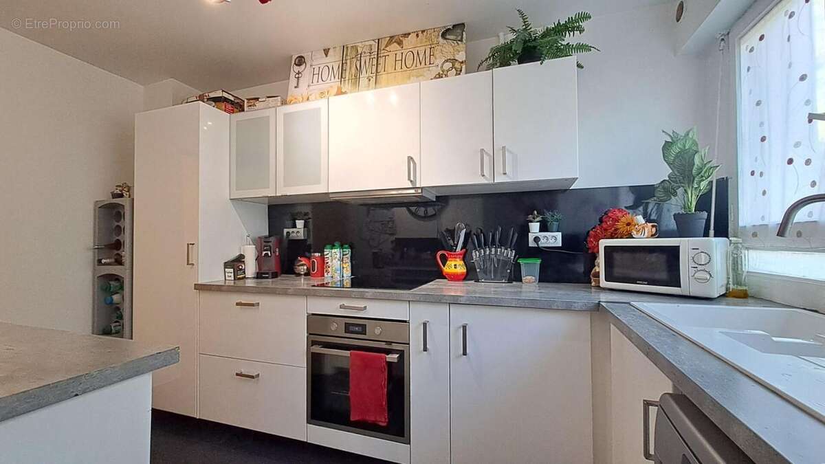 Appartement à MARSEILLE-13E