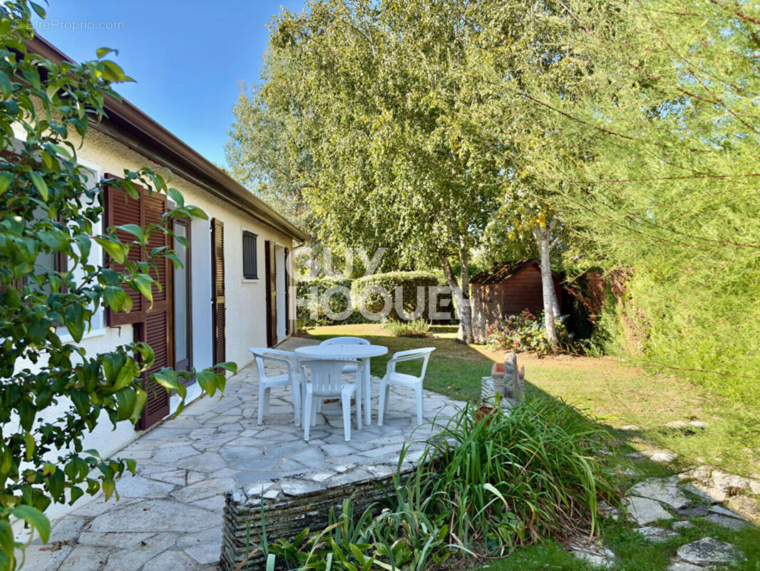 Maison à SOISY-SUR-SEINE