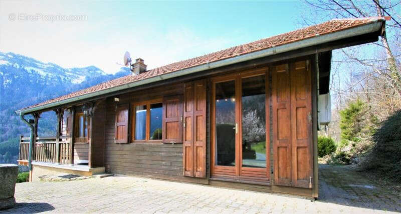 Maison à THORENS-GLIERES