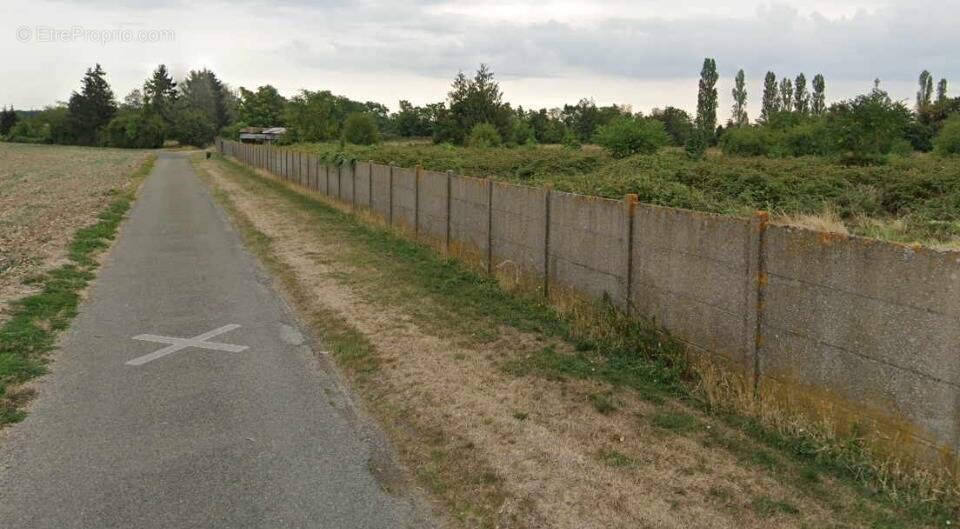 Terrain à BRETIGNY-SUR-ORGE