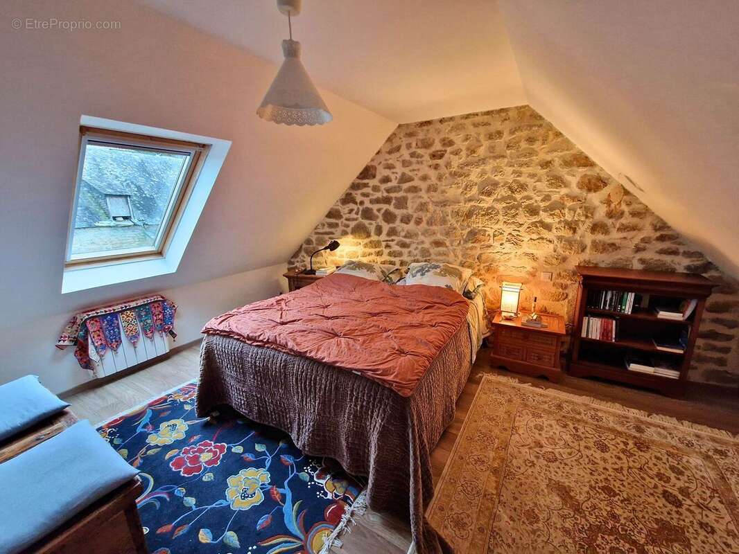 Maison à POULDERGAT