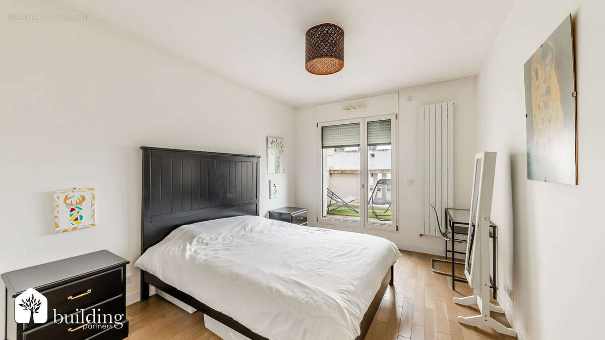Appartement à LEVALLOIS-PERRET