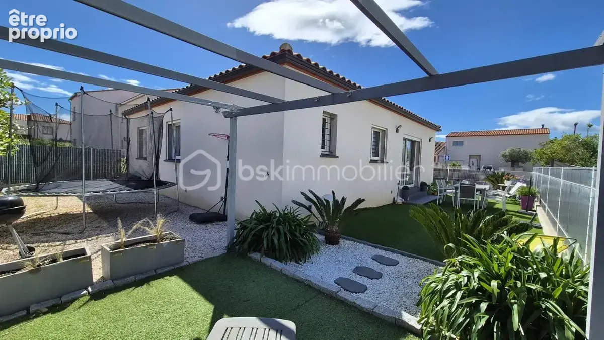 A vendre villa trois faces recente de 82m² sur terrain de 286m² a elne - en plain pied - deux chambres - garage - aucun travaux  - photo 25