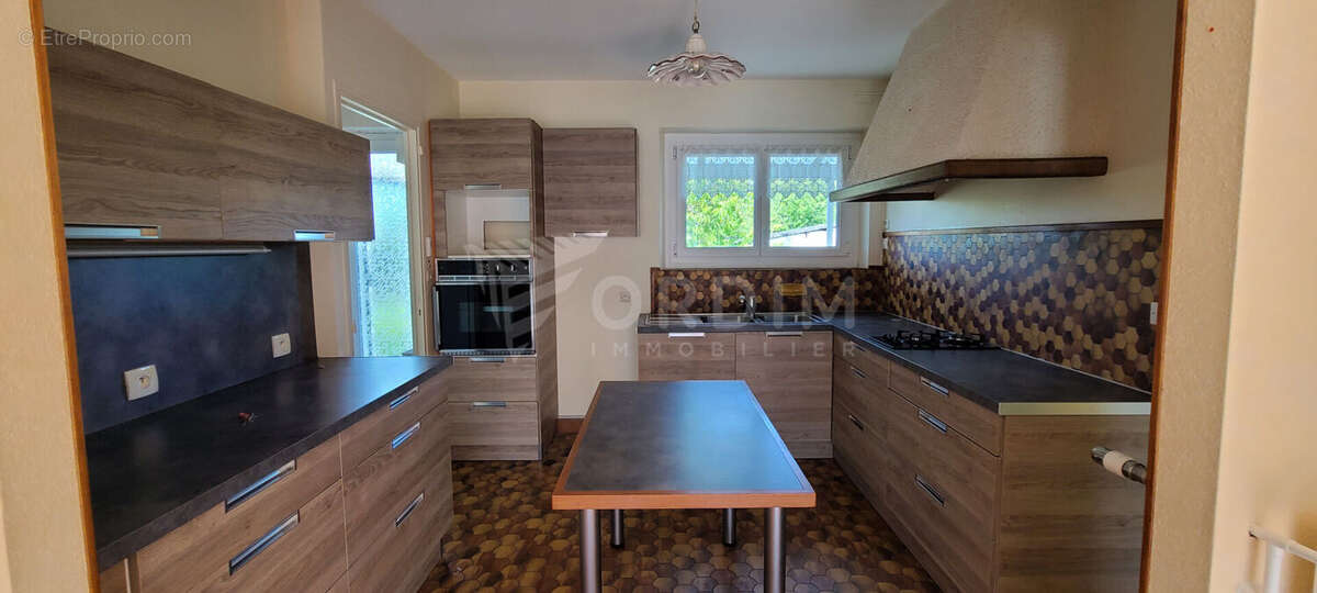 Maison à MESVES-SUR-LOIRE