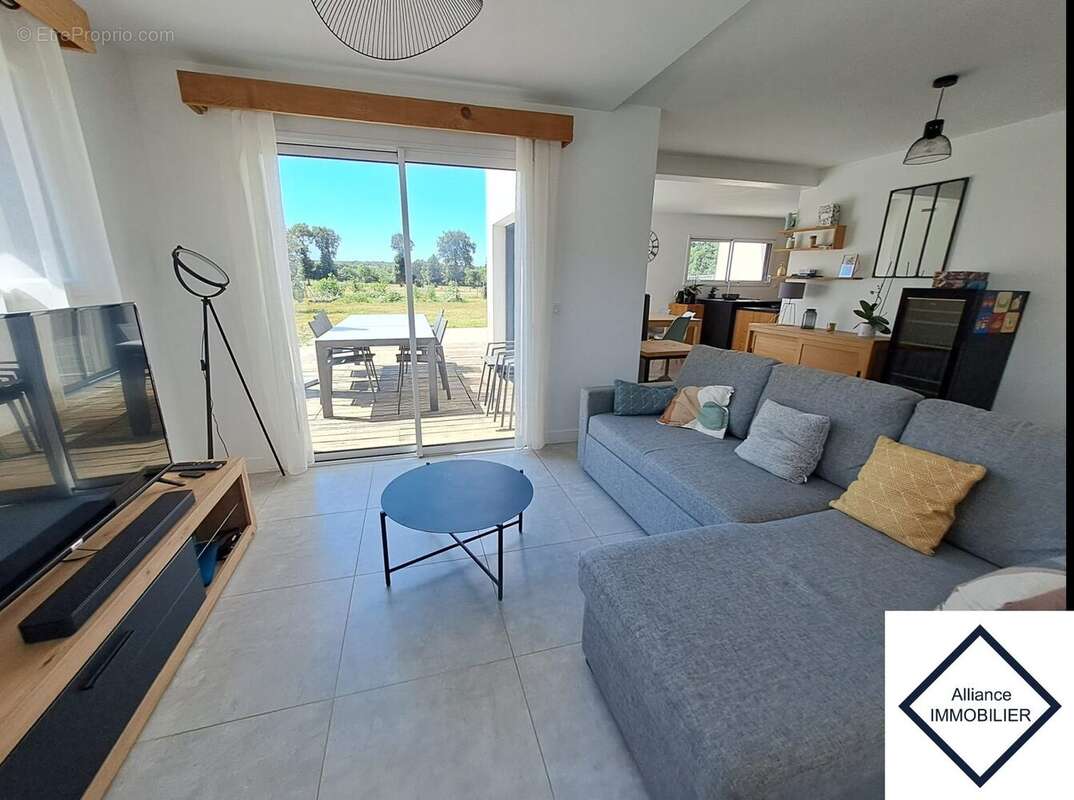 Maison à MONTAUBAN-DE-BRETAGNE