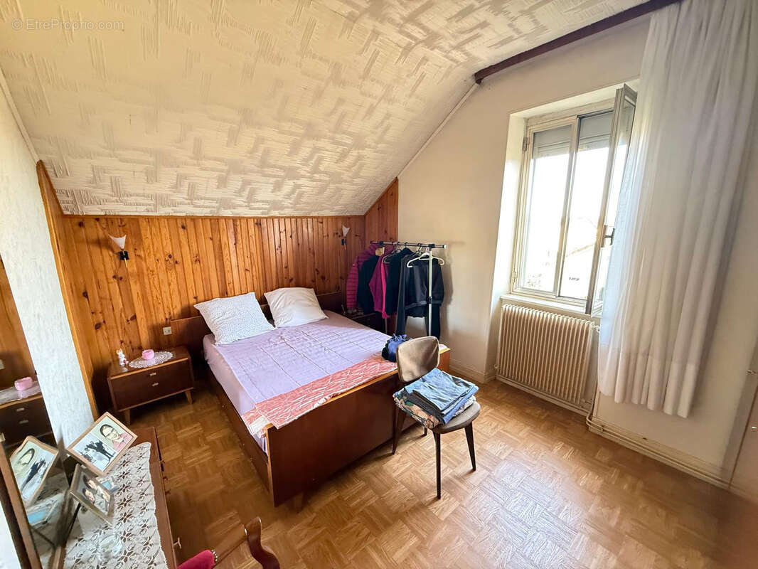 Maison à SAINTE-MARIE-AUX-CHENES