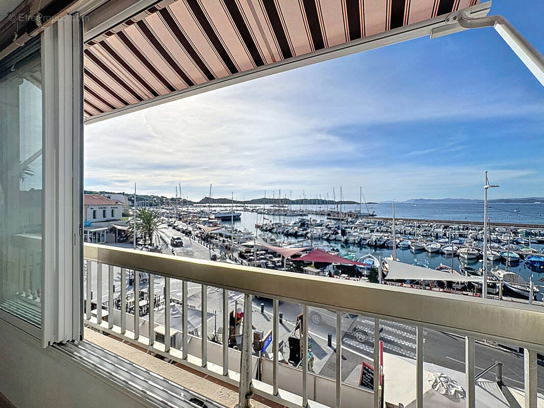 Appartement à SIX-FOURS-LES-PLAGES