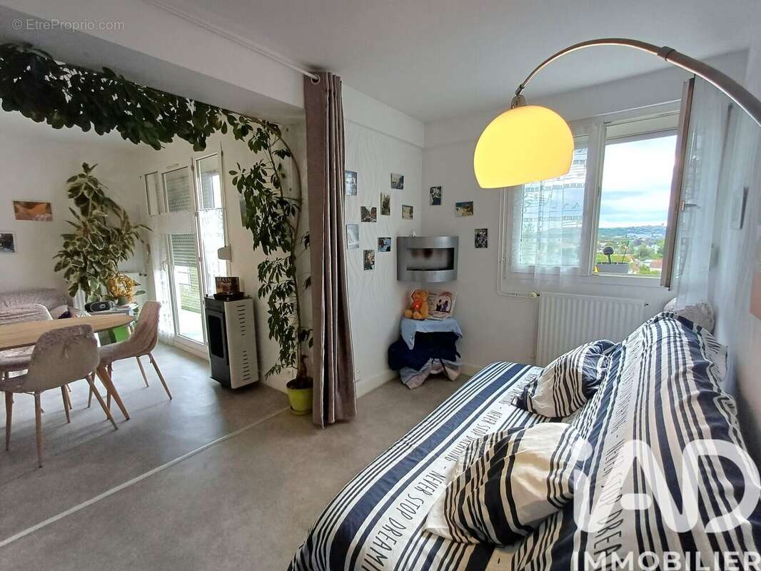 Photo 2 - Appartement à SENS