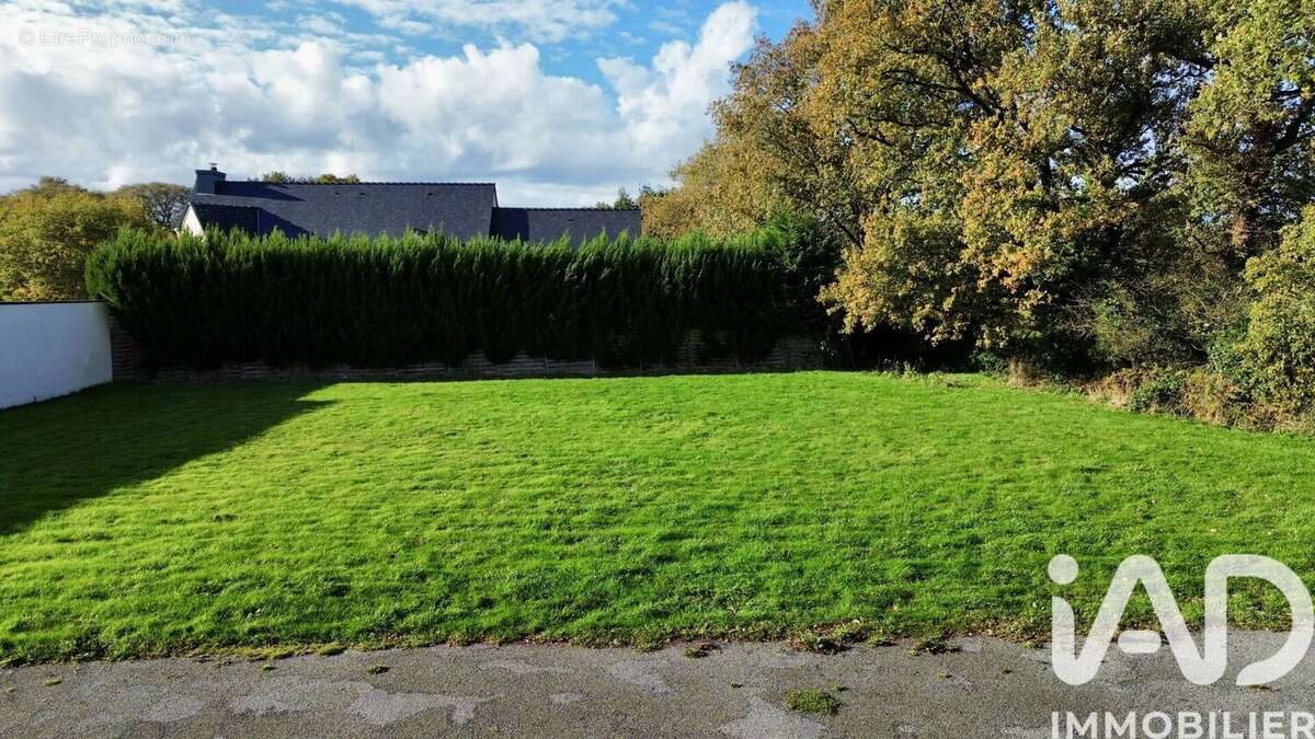 Photo 3 - Terrain à SAINT-AVE