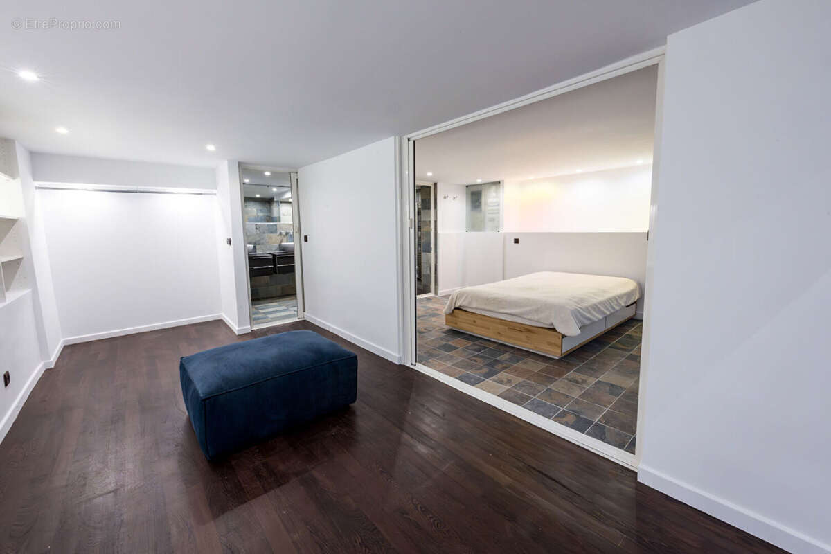 Appartement à MARSEILLE-6E