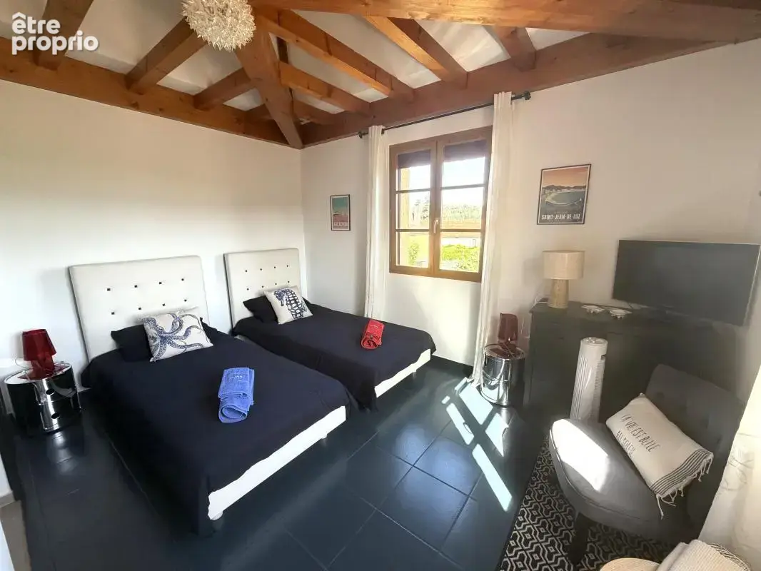 Maison rénovée avec tour, piscine et 5 400 m² de terrain – Le Buisson-de-Cadouin - photo 21