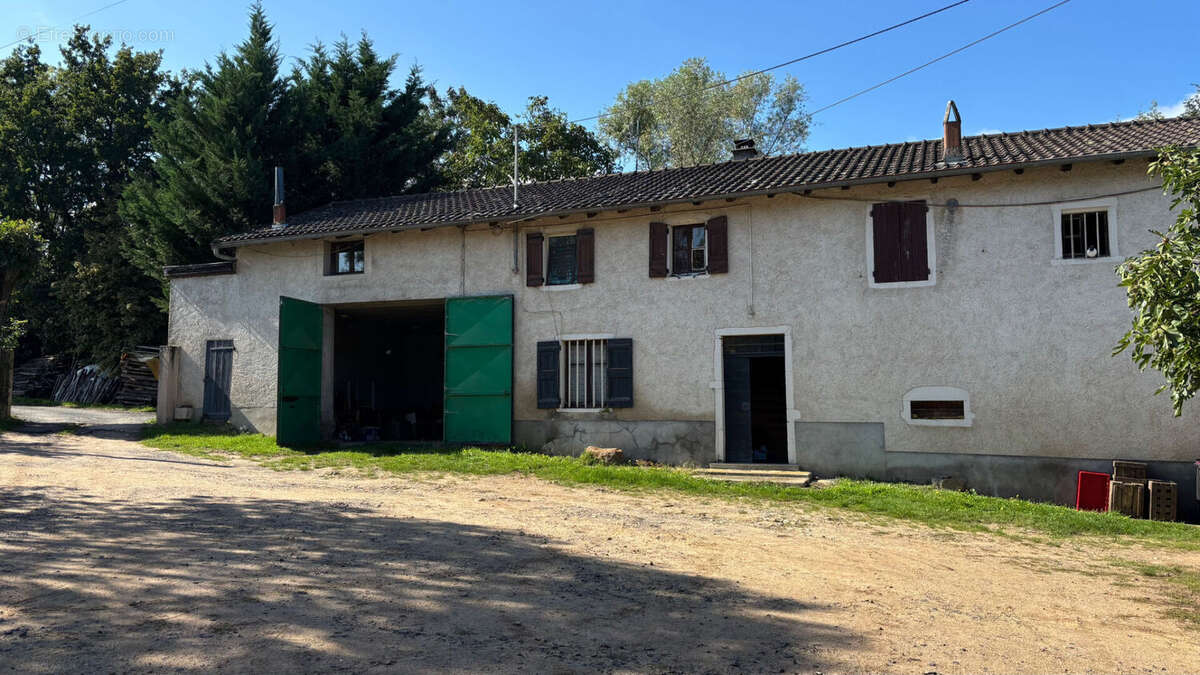Maison à CORCELLES-EN-BEAUJOLAIS