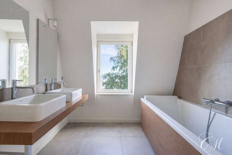 Appartement à CHAMALIERES