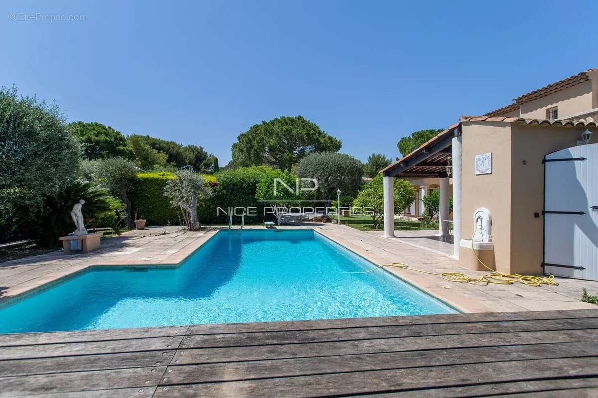 Maison à VILLEFRANCHE-SUR-MER