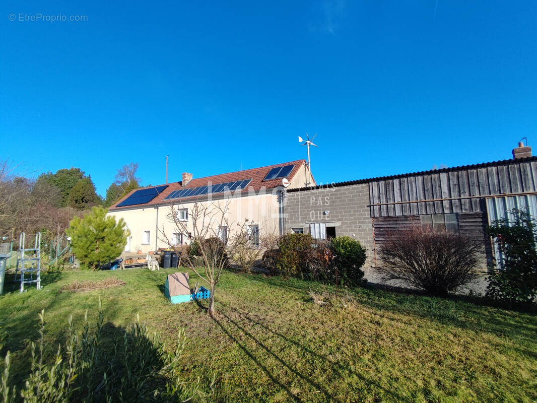 Maison à VERNEIL-LE-CHETIF