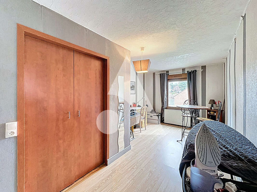 Maison à BRUILLE-SAINT-AMAND