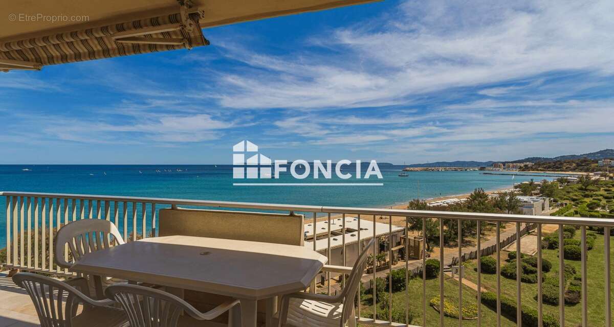 Appartement à LE LAVANDOU