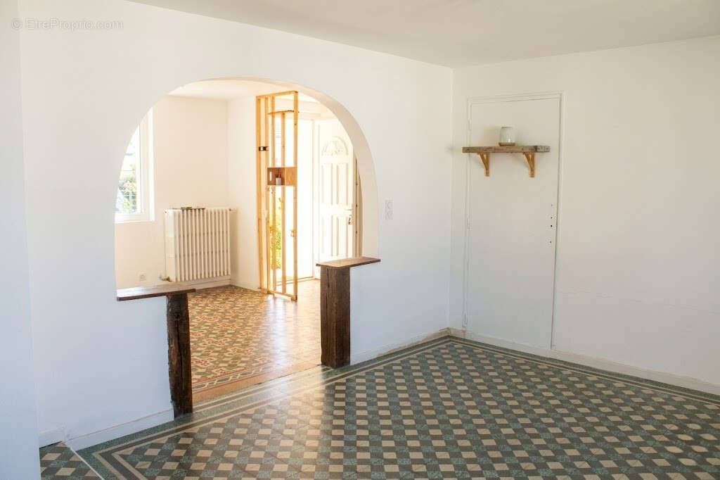 Maison à AVRILLE