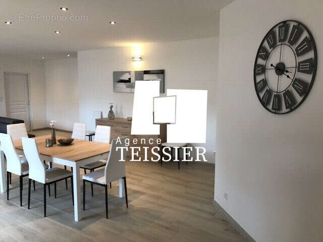 Maison à SAINT-ALBAN-AURIOLLES