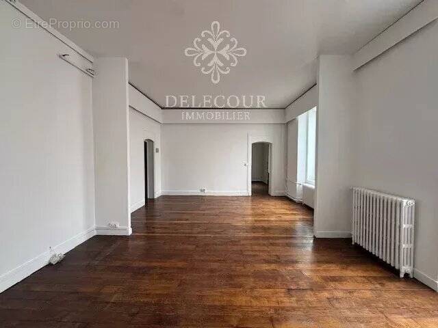 Appartement à MONTROUGE