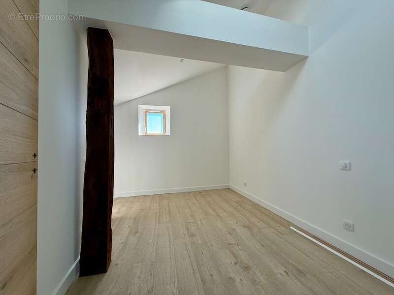 Appartement à PARAY-LE-MONIAL