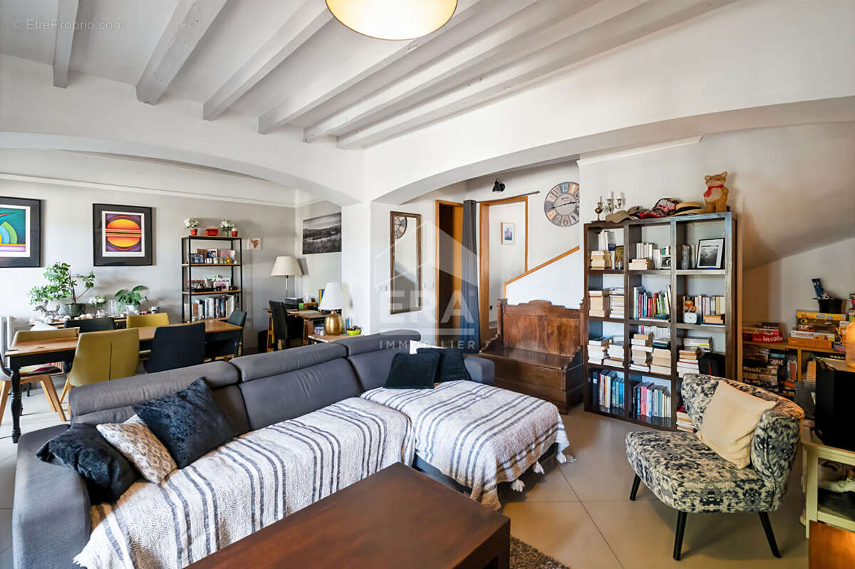 Maison à BOUC-BEL-AIR