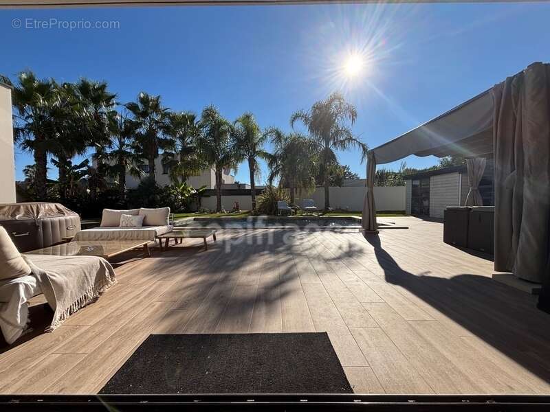Grau d'agde(34) a vendre villa contemporaine p6, prestations haut de gamme, proche mer, secteur calme - photo 2