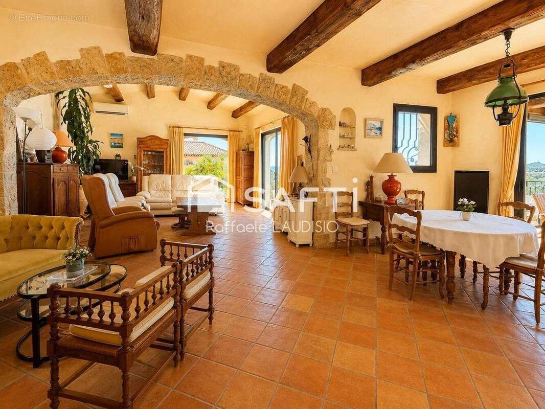Photo 8 - Maison à LA SEYNE-SUR-MER