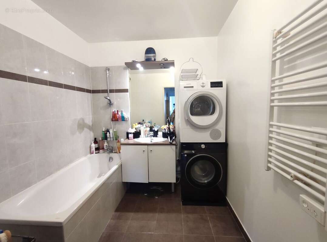 Appartement à SAINT-GRATIEN