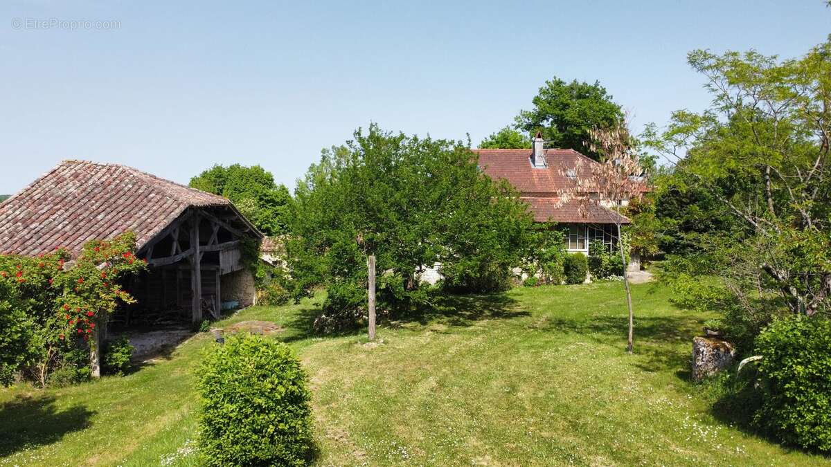 Charmante ferme rénovée avec piscine et dépendances – Proche Montaigu-de-Quercy, Tarn-et-Garonne - photo 24