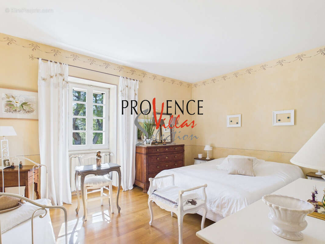 Maison à SAINT-ETIENNE-DU-GRES