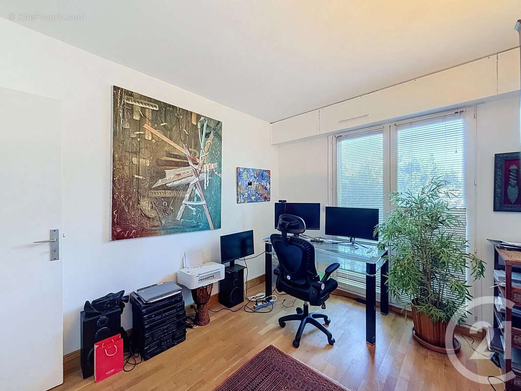 Appartement à FONTAINEBLEAU