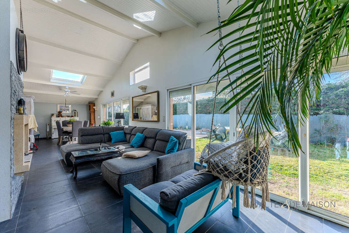 Maison à SAINT-JEAN-D&#039;ILLAC