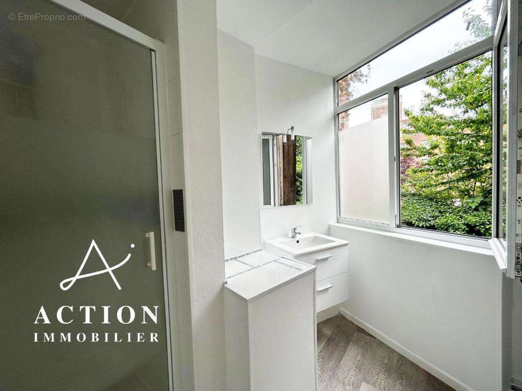 Appartement 44 m² à Lille  - photo 3